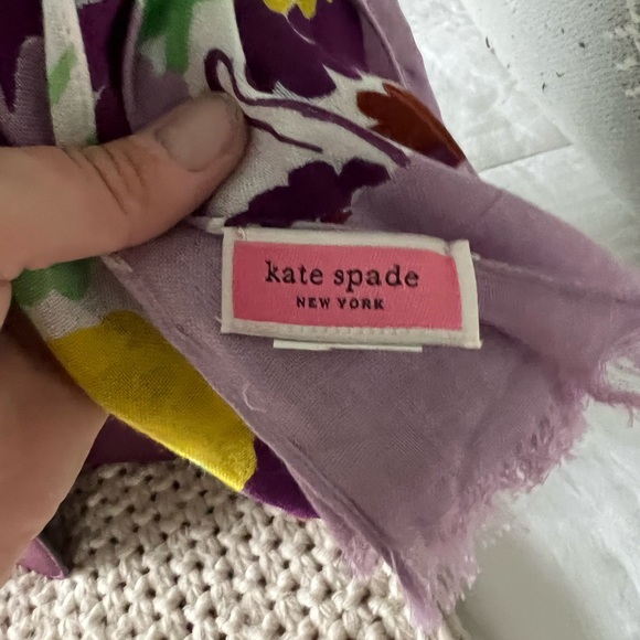 Kate Spade Tote (NWOT) - Picture 6 of 11